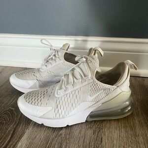 Size 4 youth Nike Air max 270 white